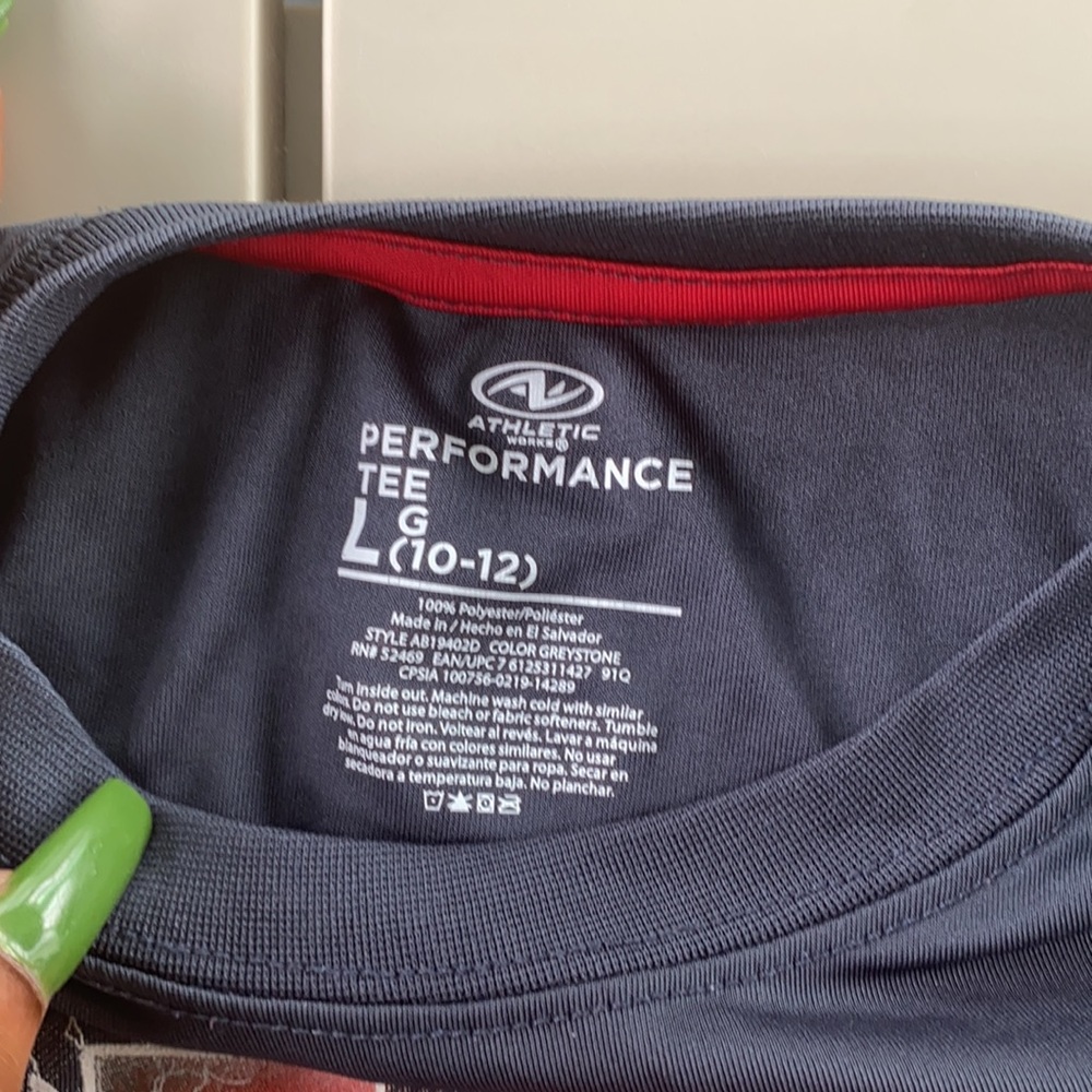 Performance tee - Picture 2 of 3
